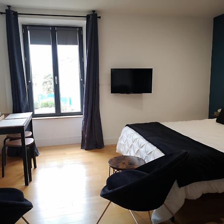 Au Gray Du Temps Suspendu Bed and Breakfast Pleslin-Trigavou Εξωτερικό φωτογραφία