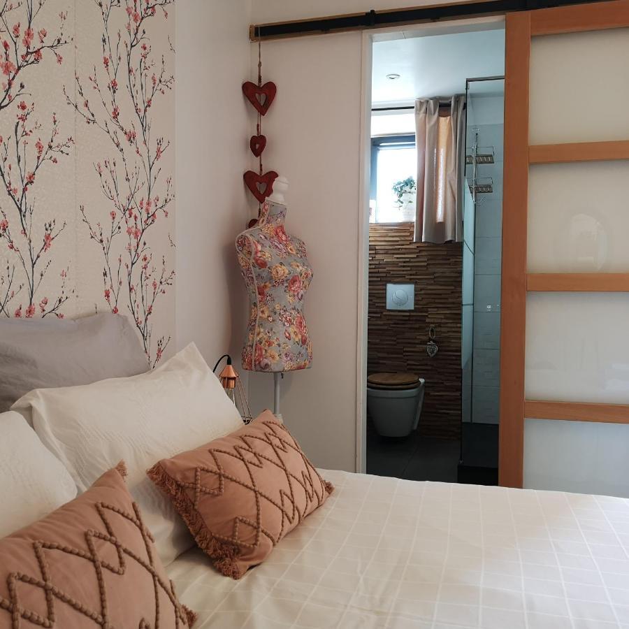 Au Gray Du Temps Suspendu Bed and Breakfast Pleslin-Trigavou Εξωτερικό φωτογραφία