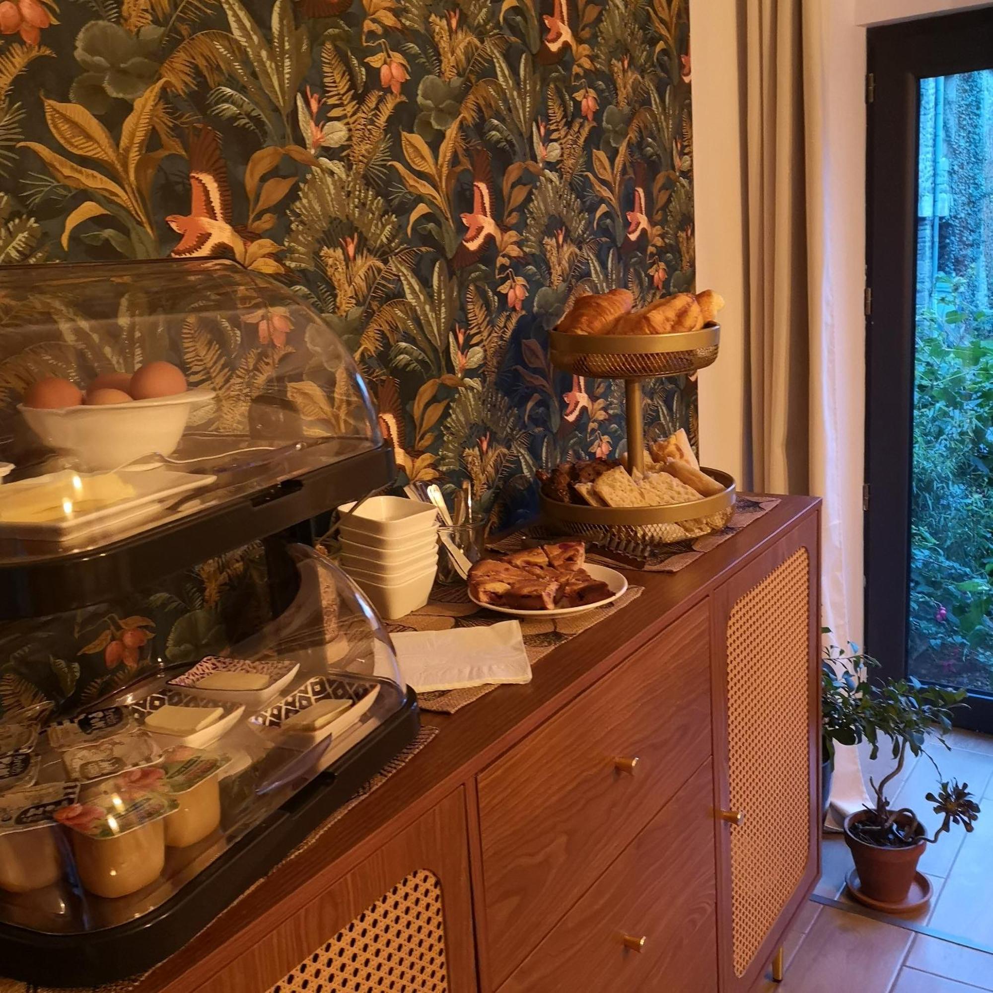 Au Gray Du Temps Suspendu Bed and Breakfast Pleslin-Trigavou Εξωτερικό φωτογραφία